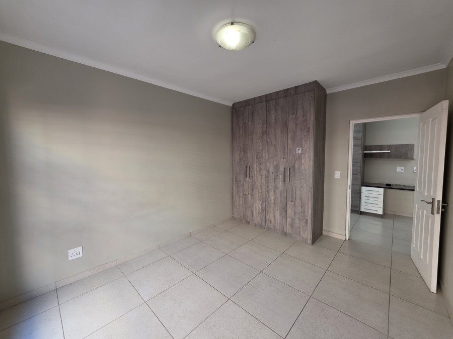 5 Bedroom Property for Sale in Beacon Bay North Eastern Cape